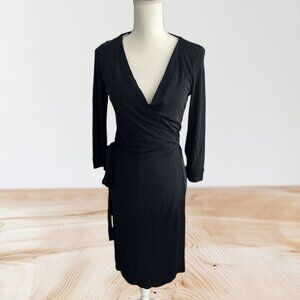 DIANE VON FURSTENBERG Classic Black Wrap Dress Size 4